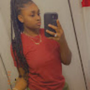 Meet your Posher, Abigail